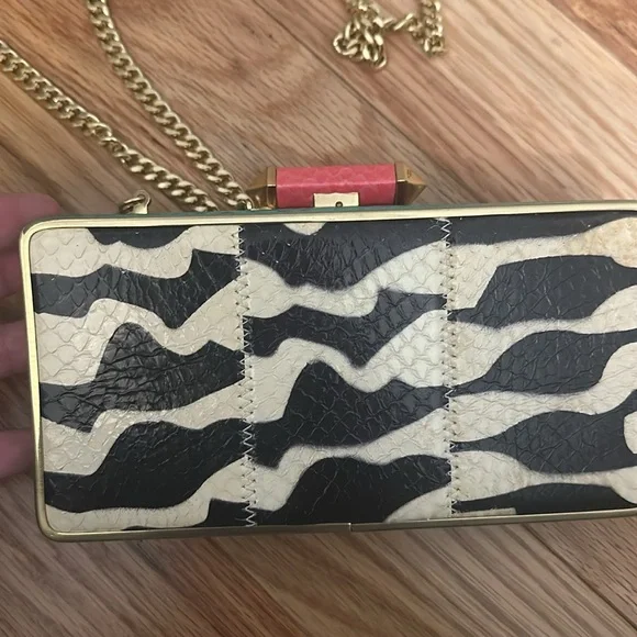 Brian Atwood - Black/White Hard CrossBody/Clutch - Picture 4 of 6